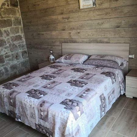 B&B Gli Ulivi SantʼAnna Arresi Εξωτερικό φωτογραφία